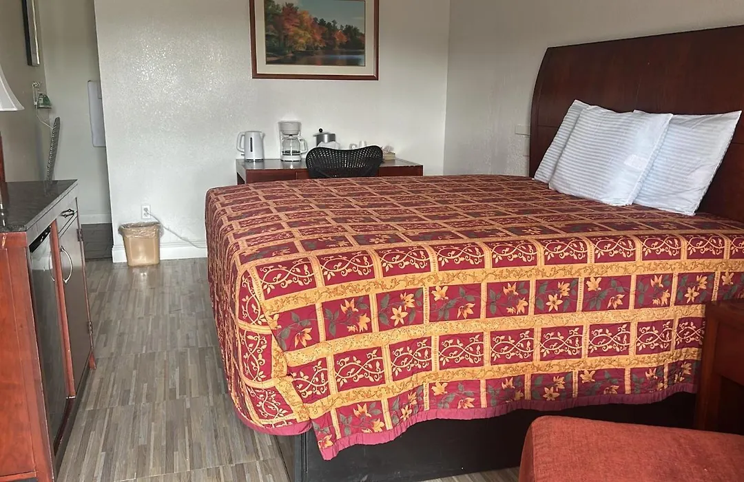 Quest Inn Weatherford-1